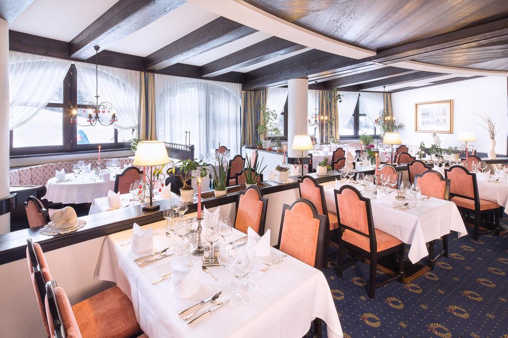 Hotel Neue Burg ناودرس المظهر الخارجي الصورة